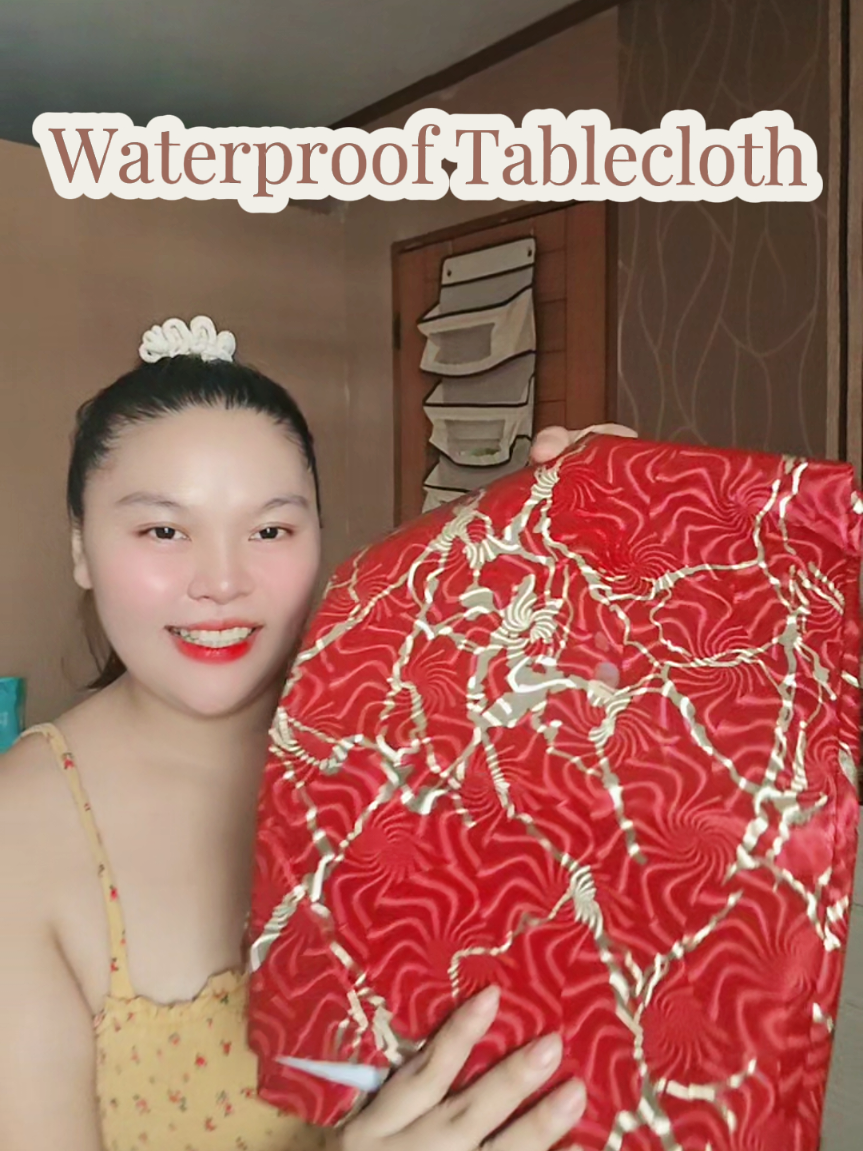Apakaaaganda ng Waterproof tablecloth na to mga mi! check out kana din! daming designs nito!  #tablecover #tablecloth #waterprooftablecloth #homeessentials #diningtablecover 