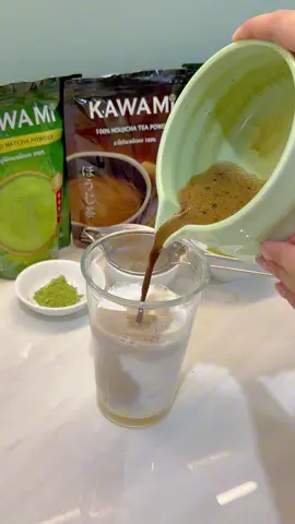 Tự pha Houjicha Latte ở nhà, vừa nhanh, vừa ngon như ngoài quán, hương trà rang siêu thơm. Mấy bà thích đồ uống chuẩn vị Nhật thì thử ngay nhé 🍵 #nangthuvathich #TronChatThat #RealRichVibe #Kawami