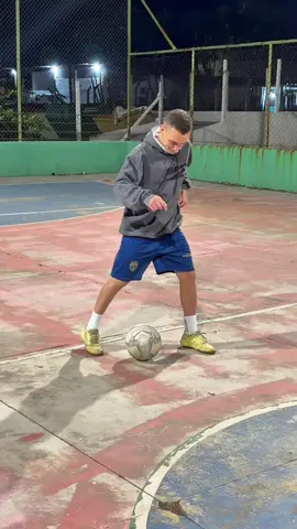 Fácil ou Difícil? 🤔⚽️🔥 #football #skills #fy #viral #futebol
