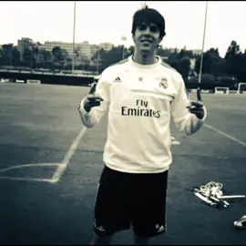 حبك نهر مايي! 😫💋#kaká #ACMilan #viral #fyp #CapCut 