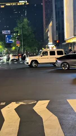 Gái Hàng Châu đúng là khác biệt 
