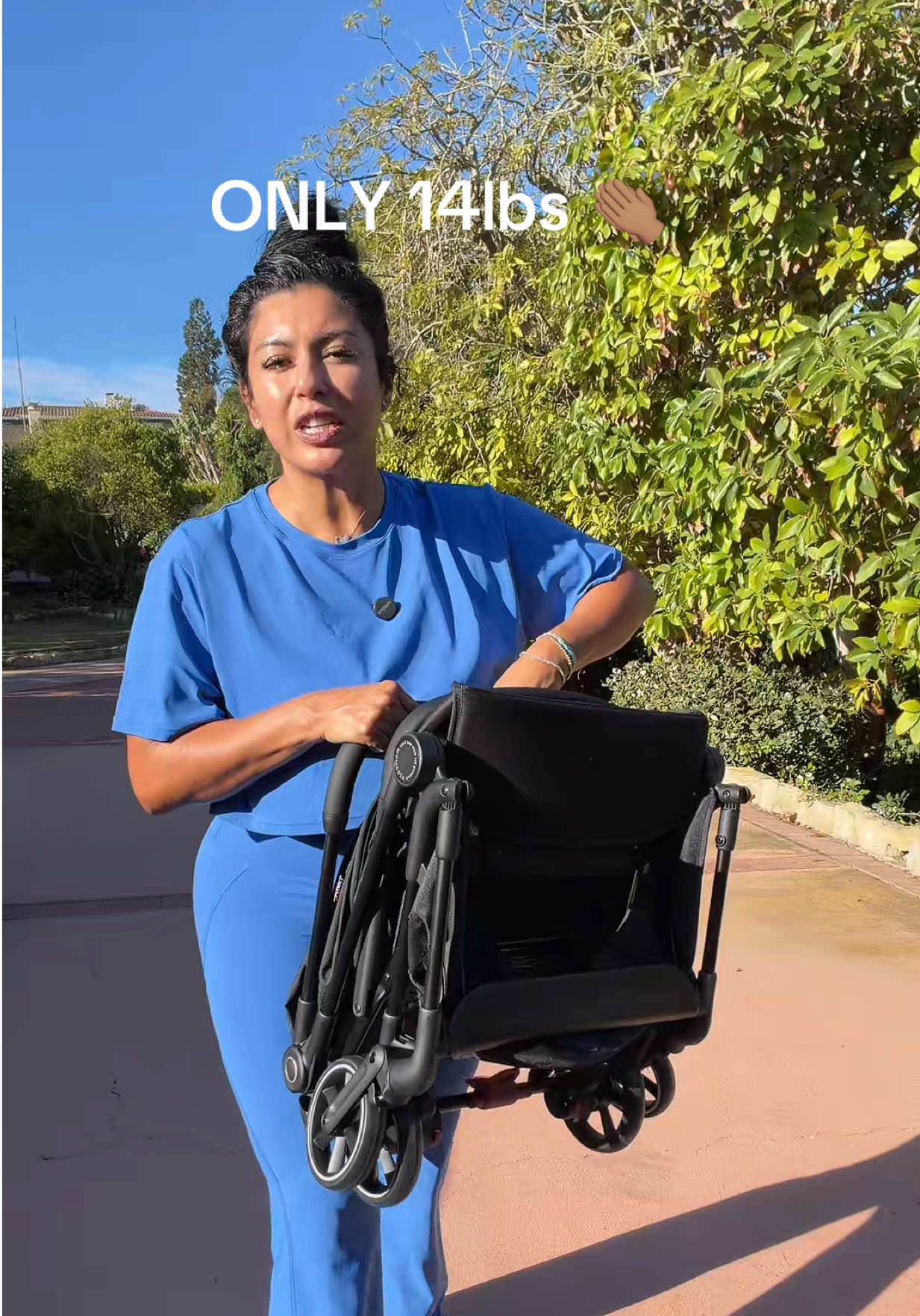 Moms, stop carrying heavy strollers ❌ your back will THANK YOU #momcozy #travelstroller #momthings #strollers #tiktokshop 
