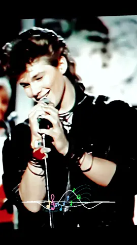 Take On Me#tiktokmusic #80sthrowback #80smusic #80ssongs #aha