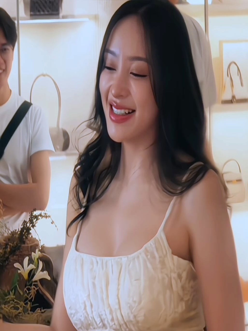 Pesona cewe wangi kunti😍🤍 #amandazahrahmns #kunti #mamah #amandazahra #hmns 