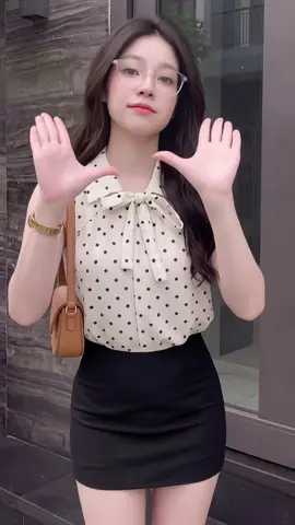 Áo yếm bi nơ hottrend phong cách #thoitrangnu #ngocquynh #phoidoxinhxinh #doxinh #viral 