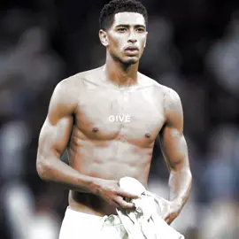 give it right back. | ib: bbetty.mp4, scp: nas5xi, cc: drkho1d | #judebellingham #footballtiktok #Soccer #worldcup #fifaworldcup | tiktok fake body | original content high quality jude belling ham football aesthetic edit 