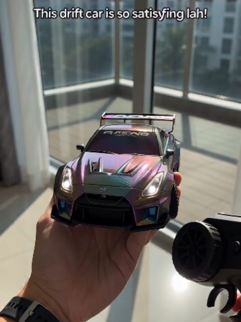 RC 4WD drift car simulation (GTR and 911 sports cars) with glowing gradient laser lights, 2.4G anti interference remote control, high speed racing toy car, gift for boysYour shop#tiktok #tiktokshop