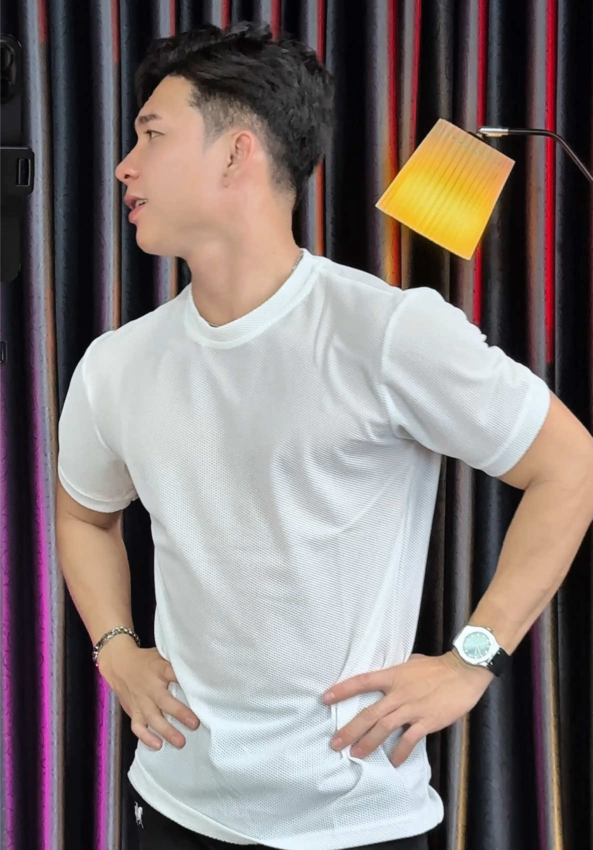 Áo thun form rộng vải lưới thoáng mát #aothun #aothunluoi #aothunnam 