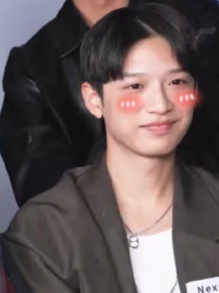 นี่ลูกเราเขินเขาขนาดนั้นเลยหรออออ~😳🤭 #thainex  #สยามถัดไป 