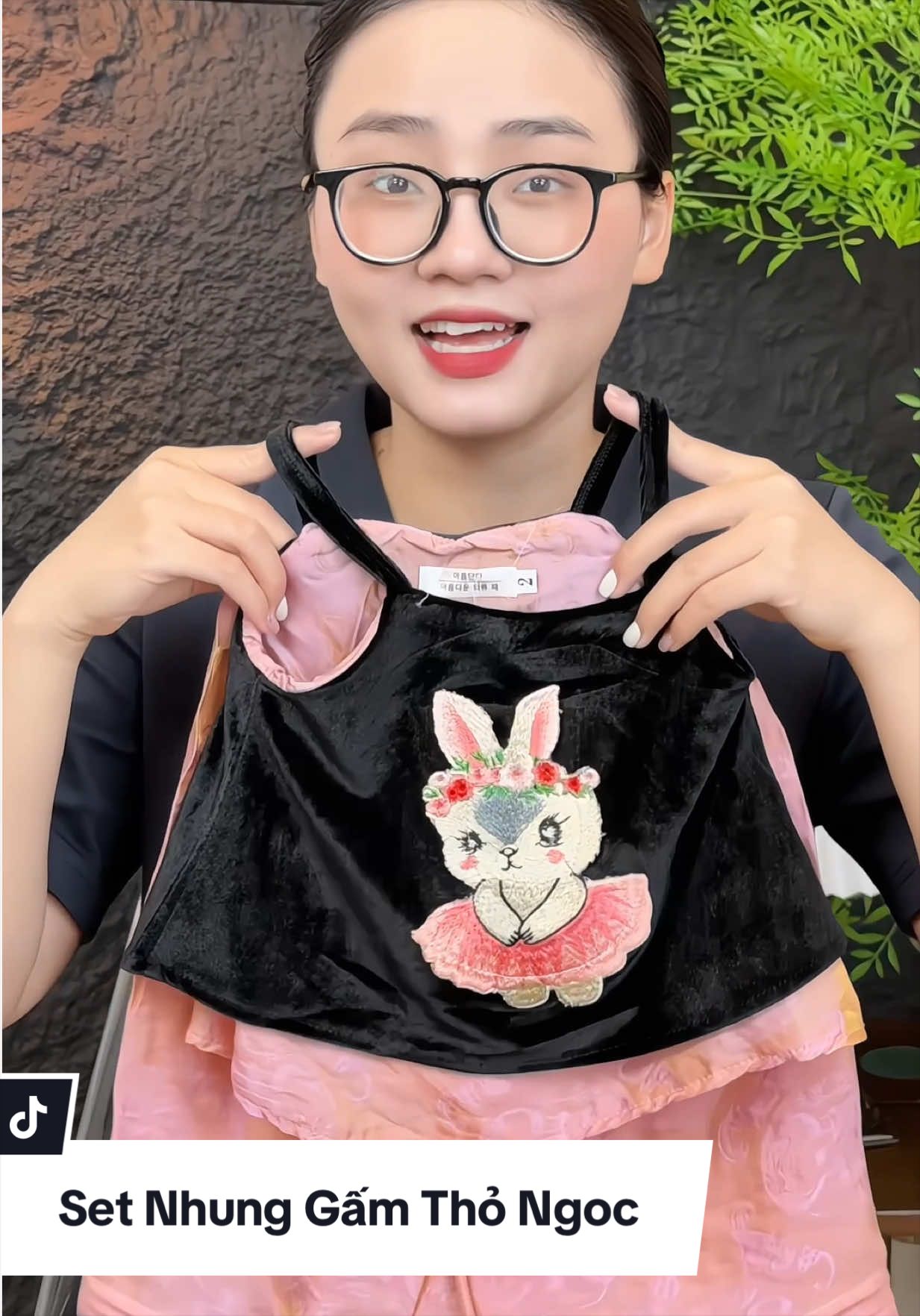 Set Nhung Gấm Thỏ Ngoc bé gái #thoitrangtreem #settrungthuchobe 