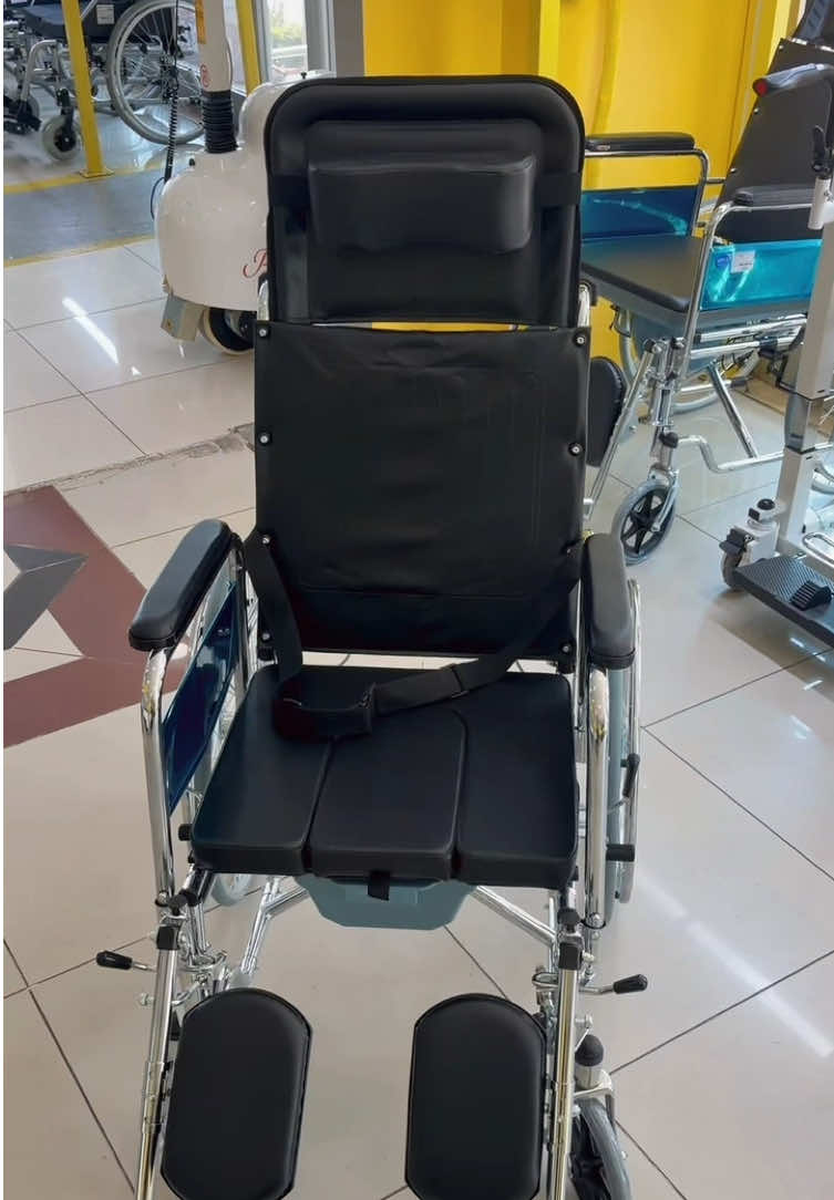 Römer R409 Sırt Yatarlı Banyo ve Tuvalet Sandalyesi ✨ #tekerleklisandalyeci #römer #istanbul #tiktoknews #tiktokviral 