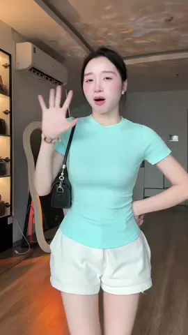 Màu xanh tiffany mớiii cả nhà ơi #diemxinhh #aothun 
