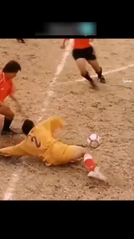 مهارات غريبة 🤣👌#footballskills #viral #fouryou #Soccer #treanding 