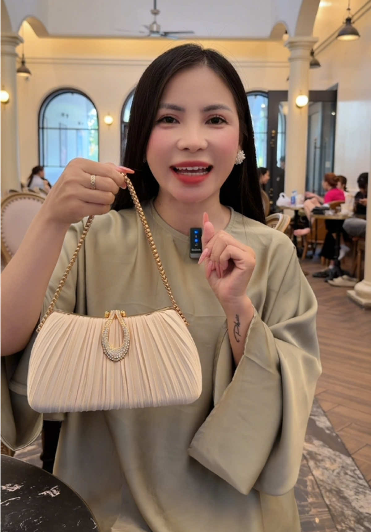 Túi xách nữ đi tiệc đi chơi sang trọng đính đá lấp lánh #tuiditiec #tuixachnu 