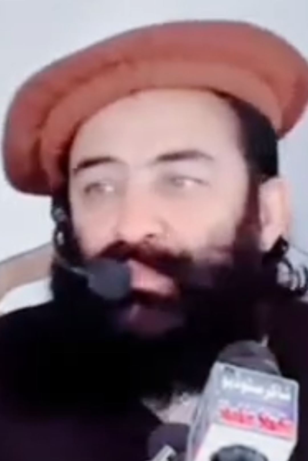 دا دھ علم سمندر وو زما پہ جوند کیے ما داسے عالم نہ دے لیدلے مونگ لکیر کا پکیر وو چہ مفتی صاحب مٸ واوریدو نو زھ پہ پتہ پوھہ شومہ۔۔۔چہ مونگہ ھسے پہ گڈو وڈو سر وو۔۔۔اللہ دے ورلا دراجات بلند کی او پہ جنت الفردوس کیے دے ورتہ اوچت مقام ورنصیب کی۔۔امین۔۔۔او سوک چہ دھ مفتی صاحب پہ شہادت کیے شامل وو اللہ دے دھ ھغوی نسلونہ تباہ  اکاونٹ فالو کریں شکریہ Ⓜ📧®©❗ کی۔۔آمین #muftimunershakir #forypu #viralplease #unfreezmyaccount #viralpleas 