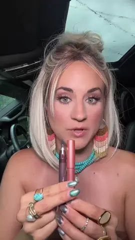 The easiest way to make green, blue, and hazel eyes stand out. #eyelinertutorial #eyelinerhack #greeneyes #coloredeyeliner 