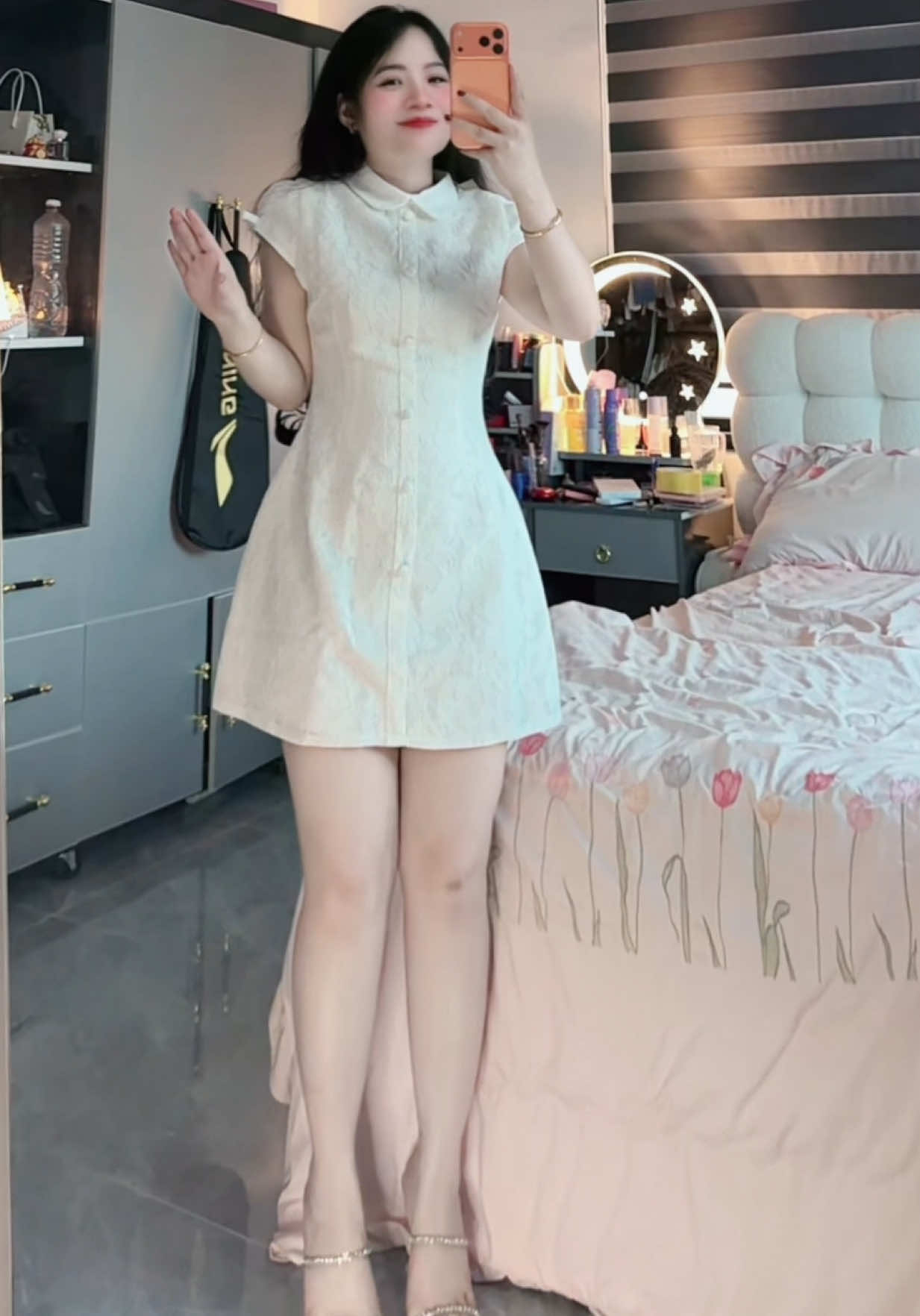 #vayxinh #vaytieuthu #hot #xuhuong 