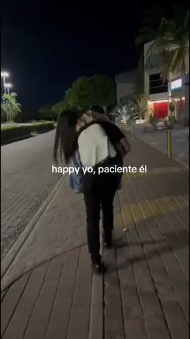 Si me preguntan cuál fue mi parte favorita (y más divertida 🤣🤪) de la noche… fue él cuidándome❣️#parati #fyp #goals #greenflag #parejas