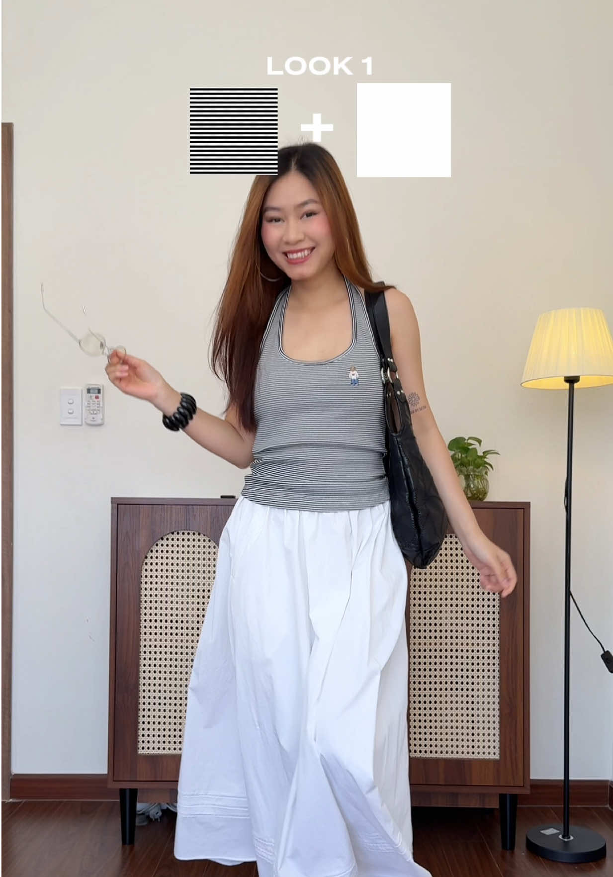 Mùa hè với em áo cổ yếm của @WHO.A.U Việt Nam ✨Bản sọc rất dễ mang luôn á