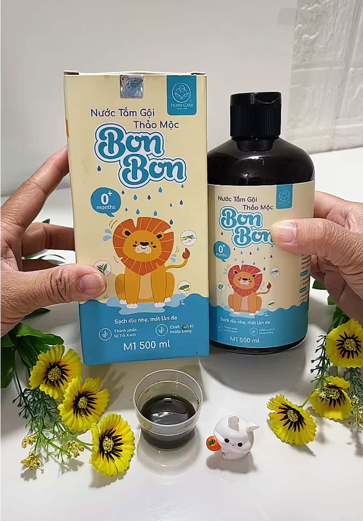 Nước tắm gội cho bé chiết xuất trà xanh, mướp đắng giúp mát da dịu da #nuoctamgoi #nuoctamgoichobe #nuoctamgoithaomoc #nuoctamgoithaoduoc #nuoctamgoiembe 