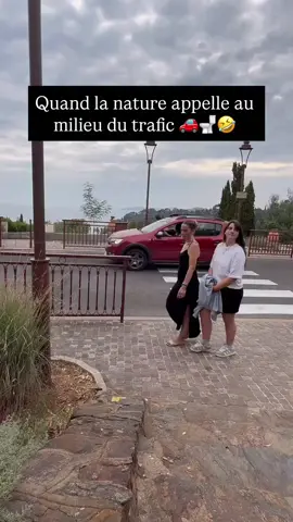 J’vous jure… toujours les meilleurs timings pour moi 😳🫣 Et vous, vous avez déjà eu un moment où la nature vous a mis dans la panade ? 😜 Bref… J’ai perdu ma crédibilité en 3 secondes chrono 🫠 #humour #FamilyFun #pourtoi 