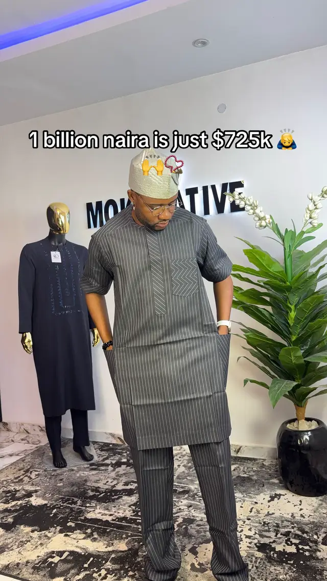 1 billion naira is just $725k 🙇‍♂️🙌📿.  #kaftan #africantiktok #stripes #Mokreative #explore 