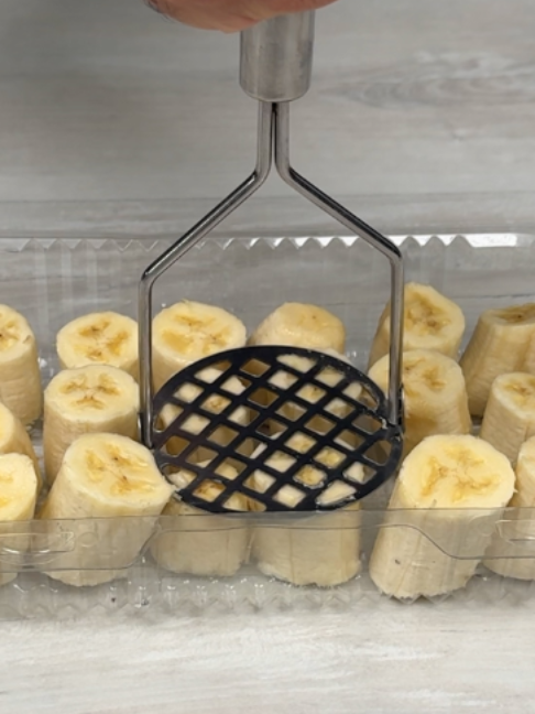 A sobremesa mais amada na Alemanha! Sempre que faço, todos me pedem a receita! #receitasimplesefácil #sobremesa #bolo