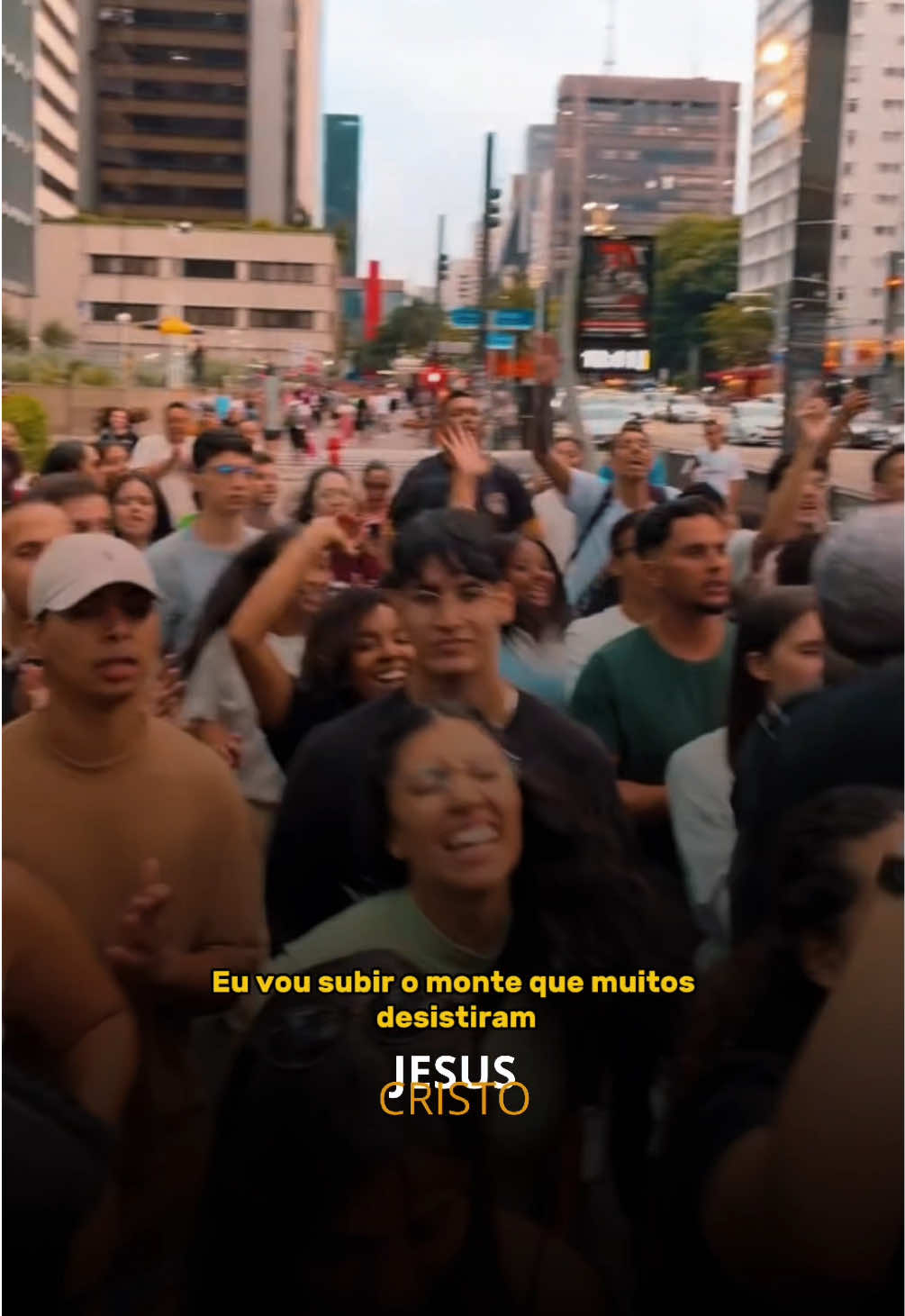 Eu vou subir o monte…🙇🏻‍♂️🥹 #jesus #louvor #fyp 