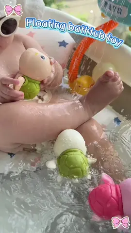 Bath toys that get kids excited for bath time and splashing around! No batteries needed — just twist it, and it swims. Super fun! Bathing your little one becomes so much easier with this. #BathToys #KidsLovePlaying #MomRecommended #WaterToys #FunNewFind