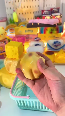 What do you mean potato coconut oil? This is amazing and very unique to squeeze 😭🩷 #coconutoil #coconutoilsquishy #potatosquishy #squishyasmr #creatorsearchinsights 