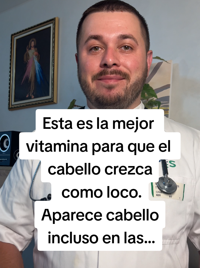 ¿Se te cae el cabello y cada día ves más pelos en el cepillo, la almohada o la ducha? 😱 En este video te cuento por qué el zinc es un nutriente importante para la salud del cabello y cuál es una de sus formas más utilizadas: el picolinato de zinc. Recuerda que la caída del cabello puede tener muchas causas (déficit de hierro, problemas hormonales, estrés, enfermedades o genética), por lo que siempre es recomendable consultar a un profesional antes de empezar cualquier suplemento. 💚 💬 ¿Has probado el zinc? Cuéntame tu experiencia en los comentarios. ❤️ Dale Me Gusta 📌 Guarda este video 📲 Compártelo con tus amigos ➕ Sígueme para más consejos de salud. #cabello #caidadelcabello #saludcapilar #crecimientodelcabello #zinc 