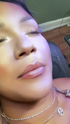 Luxury Lip Enhancement ✨ Every set of lips is carefully designed to complement your natural facial features—not to change them. My focus is creating soft, balanced, and refined results that enhance your beauty while maintaining a natural appearance. Using premium hyaluronic acid fillers and advanced injection techniques, I customize every treatment to achieve lips that are elegant, hydrated, and beautifully proportioned. 💉 Personalized treatment ✨ Natural, balanced results 📍Chicago, IL 📩 Message me to schedule your consultation. Enhancing confidence, one pair of lips  #chicago #lipfiller #beauty #lips #chicagolipfiller 