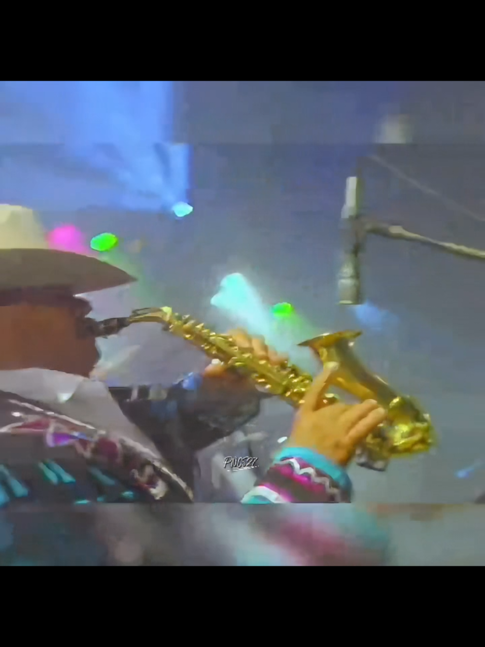 El clavo 🎶🔥🎷 #loshuracanesdelnorte #corridospesados #norteñas #corridos #pistear 