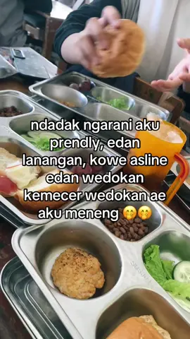🥴🥴 #foryoupage #katakata #promomakangajian #masukberanda #4upage 
