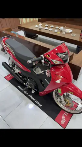 giữa chúng ta có gì là thật hả ?🥹 #36thanhhoa #honda #wave110 #wave125i_ไฟเลี้ยวบังลม #xuhuongtiktok 