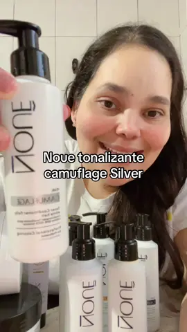 Noue camuflagem de fios branquinhos, no tom acinzentado tira todo amarelado do branco 