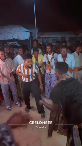 Cawa ceel dheer cawa aarka guuxa shitay#ceeldheer❤️😘 @Ismail aarka 🦁🇸🇴 #