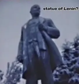Дарт Алексеевич Вейдер (укр. Дарт Олексійович Вейдер; урожд. Виктор Алексеевич Шевченко[2][3][4]; род. 10 января 1956, Колыбань, Гомельская область) — украинский политик, заместитель главы Интернет-партии Украины, эксплуатирующий образ персонажа из «Звёздных войн». Пытался стать кандидатом на выборах президента Украины в 2014 году от Интернет-партии Украины[5]. ЦИК Украины отказала ему в регистрации[2][6]. #одеса #2014 #дартвейдер 