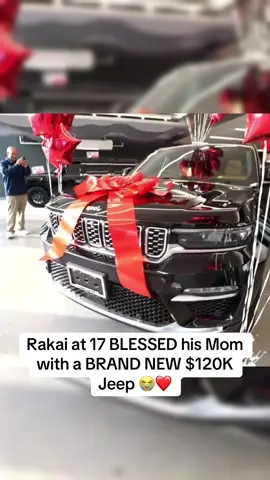 Rakai at 17 BLESSED his Mom with a BRAND NEW $120K Jeep 😭❤️#rakai 
