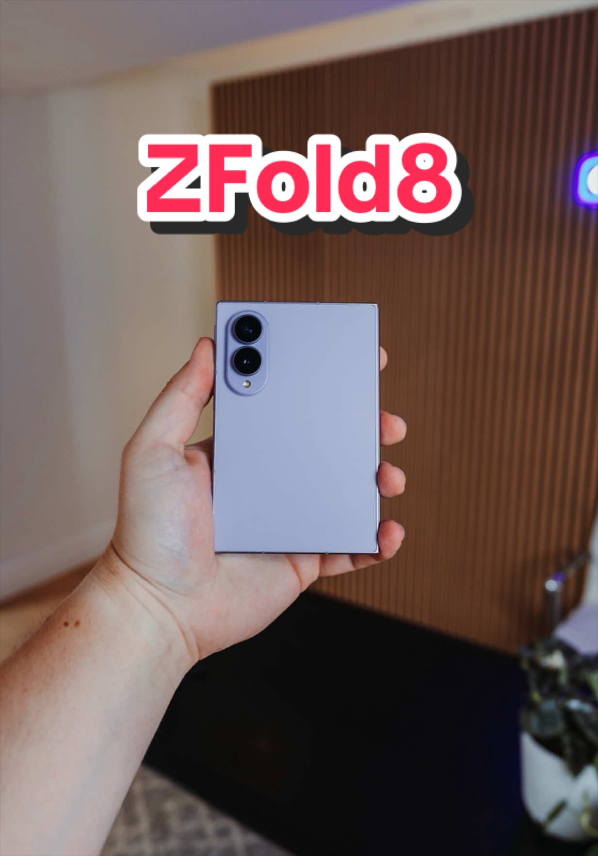 Unboxing the Galaxy Z Fold 8, Samsung’s new shorter, wider take on the Fold, and the lightest one they’ve ever made 🤳🏻 New specs: • 5.5” cover screen, way more usable one handed • 7.6” inner display, 4:3, perfect for watching content • Up to 3,000 nits peak brightness • Snapdragon 8 Elite Gen 5 • Dual 50MP cameras • 201g, Samsung’s lightest Fold yet • One UI 9 on Android 17 1 Week Later video will be up next week 🎥 #ZFold8 #GalaxyUnpacked #Samsung