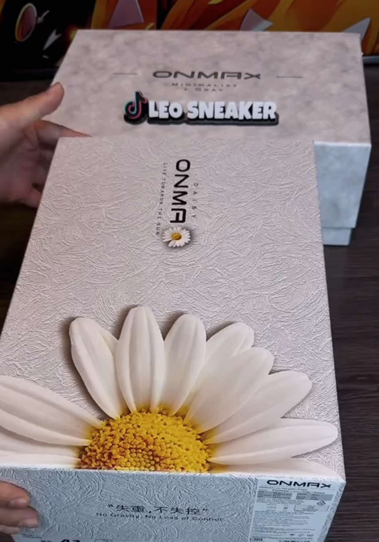 Giày Thể Thao Unisex,ONMAX Hoa Cúc Vàng,Phiên Bản Nâng Cấp Đế 5cm #leosneaker47 #giaythethao #giaysneaker #onmax #giaydihoc 
