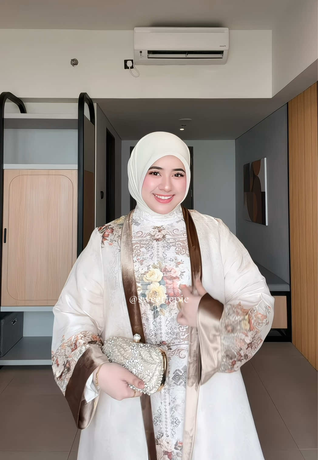 CANTIK BUANGEDDD👀 #dress #dresscantik #gamis #gamisabaya #abaya 