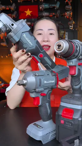 Chính xác là vừa bán vừa cho