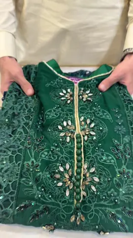 ✨ Maria B Inspired Long Shirt 💚 Elevate your wardrobe with this stunning green chiffon long shirt, beautifully crafted with handmade and fine machine embroidery, featuring elegant appliqué work for a premium designer look. 🌿 Color: Green 🧵 Fabric: Premium Chiffon ✨ Handmade + Machine Embroidery + Appliqué Work 💖 Graceful, stylish & perfect for every occasion 🚚 Free Delivery All Over Pakistan 🇵🇰 🌍 Worldwide Shipping Available 📩 Inbox us now to place your order before stock runs out! #MariaBInspired #LongShirt #ChiffonCollection #PakistaniFashion #DesignerWear  