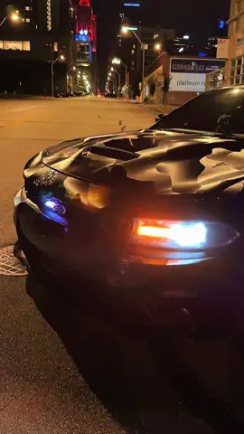Still my favorite car in the city, the wrap so fireeee😩🔥 @𝑳𝒊𝑳 𝑭𝒓𝒂𝒊𝒛𝒂🐦‍🔥  #carwraps #kansascity #kansascitycars #nicecars #mopar 