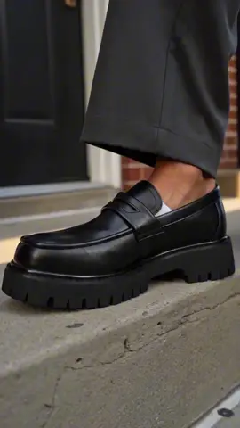 #FallShoes #WinterFootwear #AllSeasonLoafers #ColdWeatherOutfit #MensFallStyle