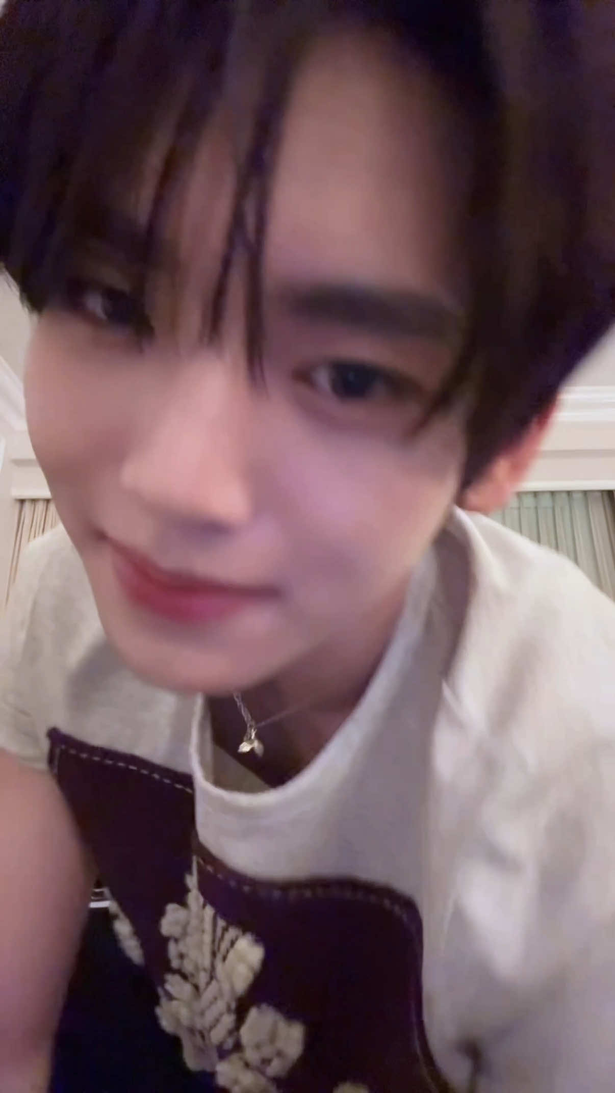 나 사랑받고 있음을 알게 해주는 눈빛 (⸝⸝⸝♡⩊♡⸝⸝⸝) #AND2BLE #앤더블   #HANYUJIN #한유진