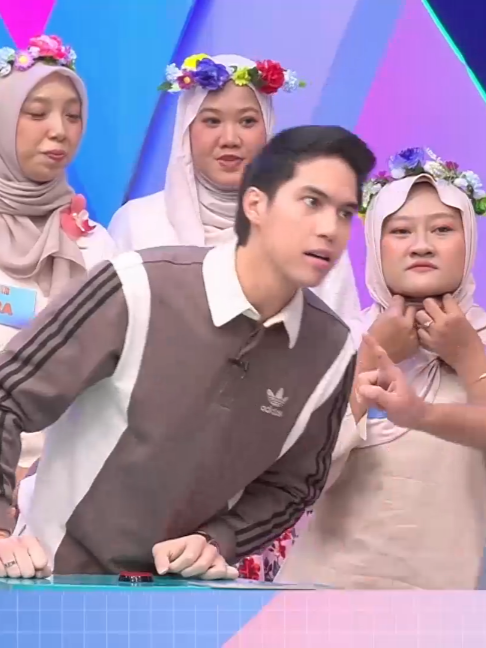 Full episode Arisan 27 Juli 2026  Kapten : El Rumi, Ummi Quary, Denny Cagur dan Ayu Dewi. #arisantrans7 #suryainsomnia #arisanfull