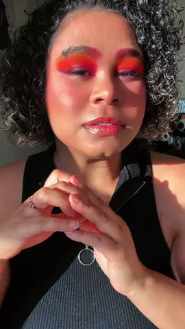 while I just sit in my Leo essence 
