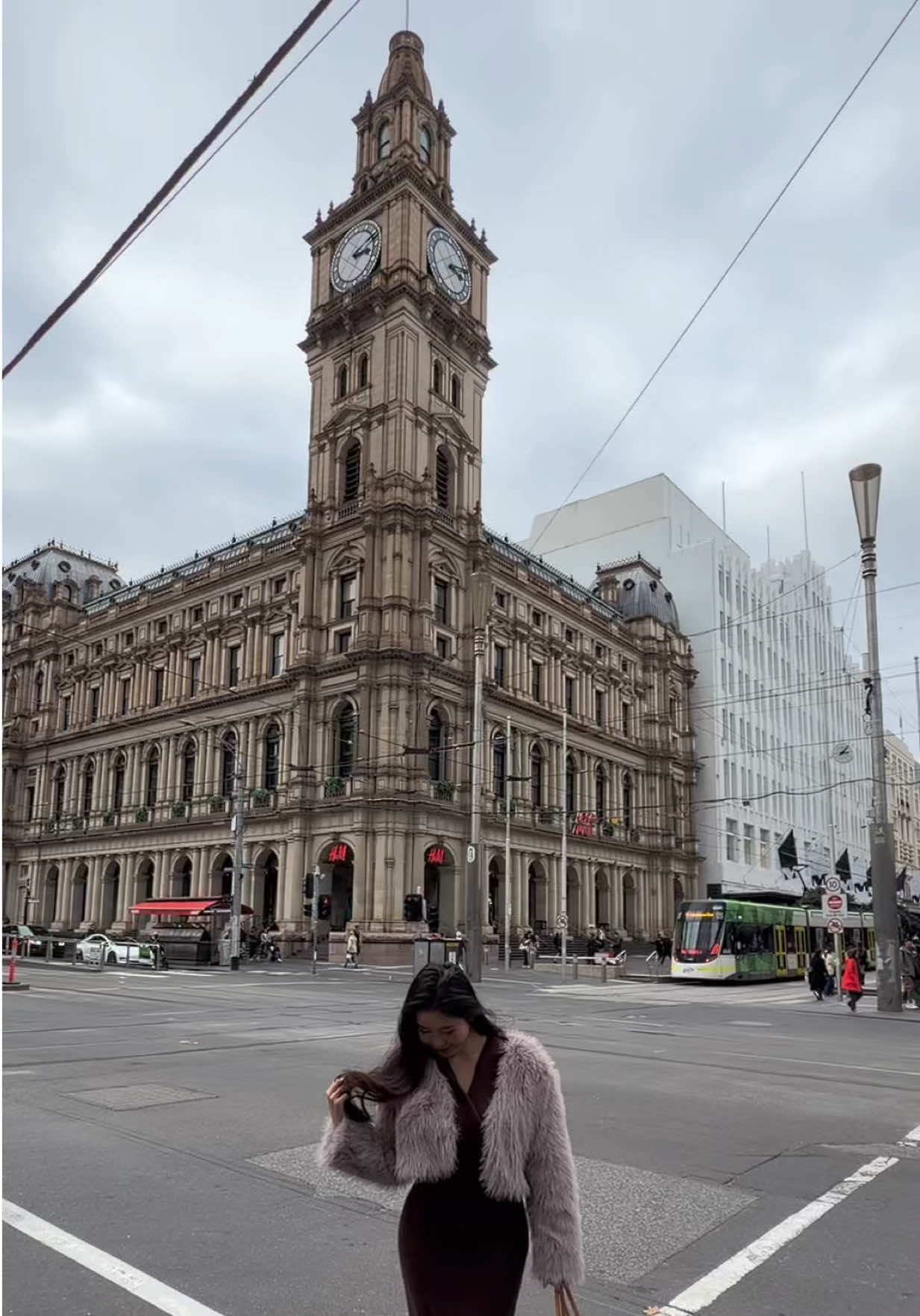 Một ngày mùa đông không nắng không mưa…xin mời đối tiếp 😜 #melbourne 